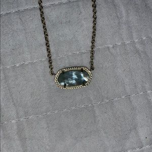 Kendra Scott necklace